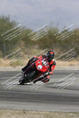 media/Oct-13-2025-Moto Forza (Mon) [[a66d839500]]/3-B Group/Session 3 Turn 2/